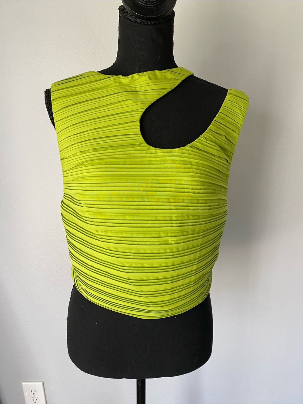 Women’s Lime Green Sleeveless Cutout Ribbed Top